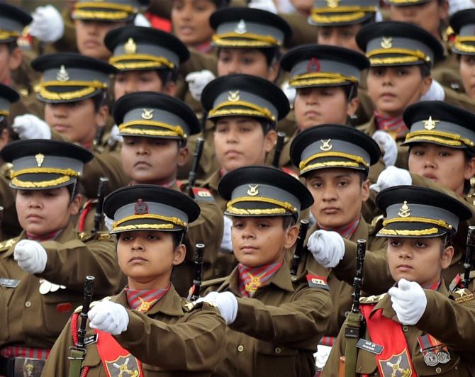 Indian-Army-Women-Officers-1.jpg